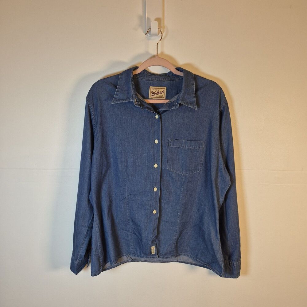 Woolrich Women's Denim Shirt Size XL SEE MEASURMENTS Tag Cut Blue Button-Up